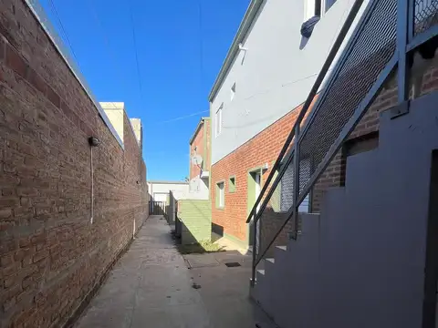Depto Tipo Casa en Venta de 2 ambientes