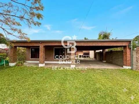 Casa Quinta con pileta y quincho en Sauce Viejo