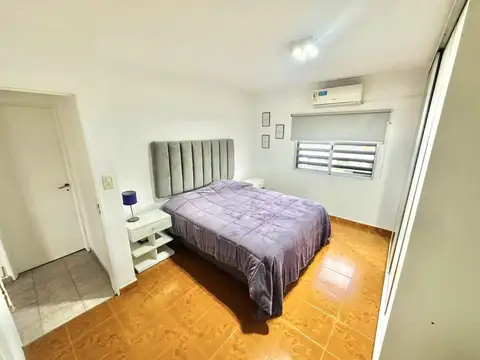 Casa 5 Ambientes refaccionada en Lanus Este