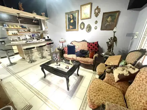 Depto Tipo Casa en Venta 40 años