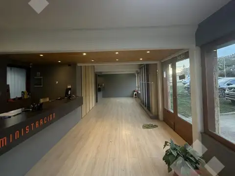 LOCAL COMERCIAL + GALPON 550m2 - RUTA 40, SAN MARTIN DE LOS ANDES - NEUQUÉN
