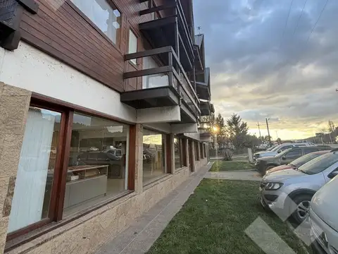 Galpon en Alquiler 20  mts Frente