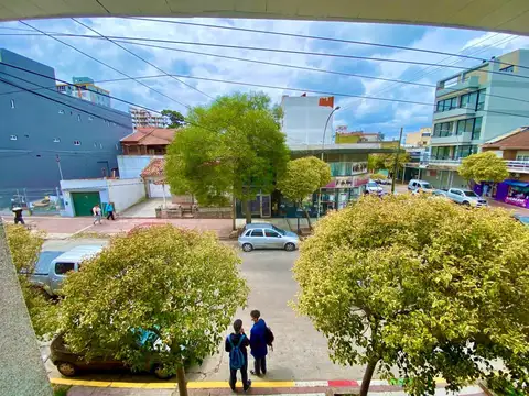 Depto Tipo Casa en Alquiler de 3 dormitorios