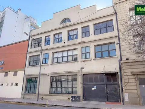 Oficina en Venta con 1 cochera