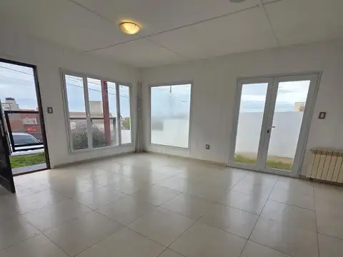 Casa en Venta en Caleta Olivia, USD 115.000