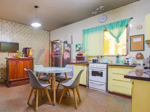 VENTA CASA EN PALERMO. COCHERA, PATIO, QUINCHO