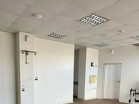 Local en Alquiler en Ezpeleta Este, USD 4.200