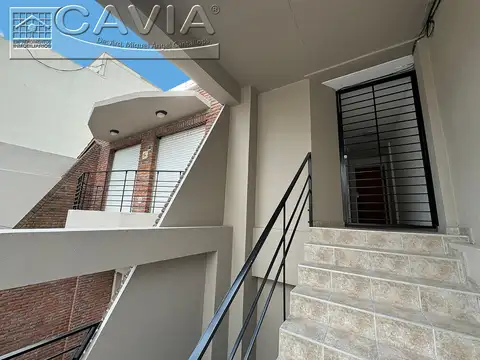 Depto Tipo Casa 2 ambientes con 1 baño