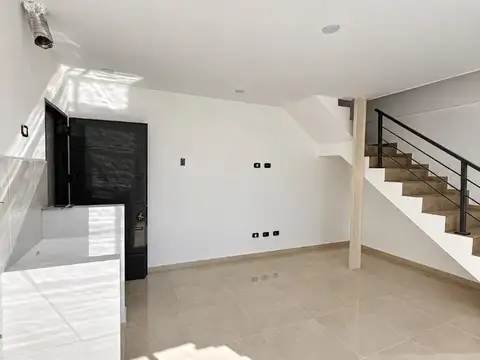 DUPLEX A ESTRENAR AVENIDA BELGRANO 5669 WILDE 2 AMBIENTES