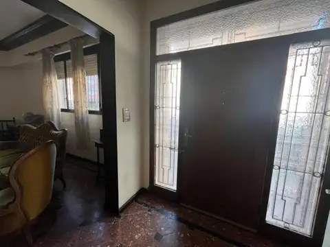 Depto Tipo Casa 4 ambientes con 2 baños