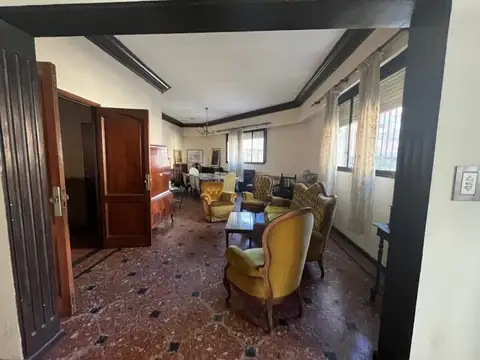 Depto Tipo Casa en Venta con 1 cocheras