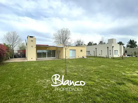 Casa  en Venta en Cardales Village, Campana, G.B.A. Zona Norte