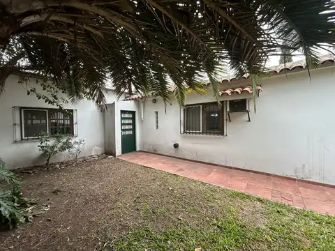 Depto Tipo Casa 4 ambientes con 2 baños