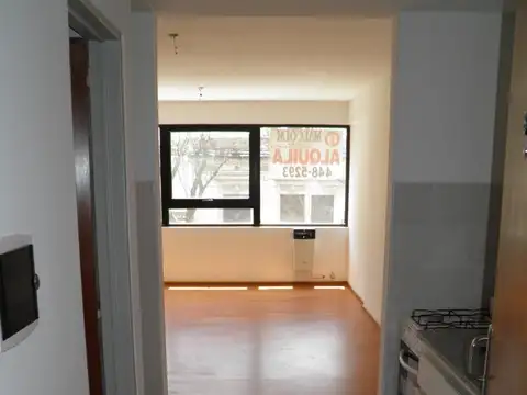 Departamento en Alquiler en Centro, $ 300.000