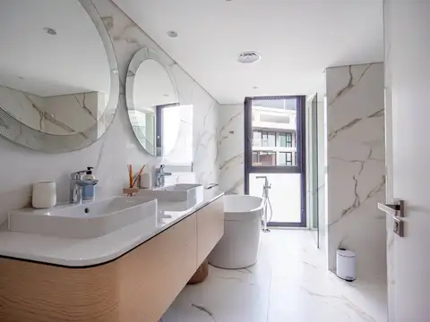 Departamento en Venta con 2 cocheras