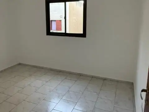 Departamento en Alquiler en Centro, $ 430.000