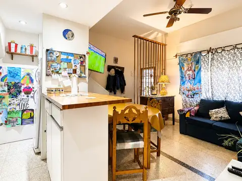 PH de 3 ambientes con  garage ,quincho y terraza