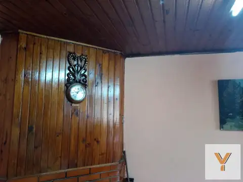 Casa en venta - 3 Dormitorios 1 Baño - Carmen de Areco