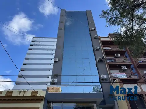 Alvear 727 entre H. Primo y Garibaldi