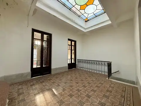 VENTA DE CASA 4 DORM Y LOCAL EN GOES