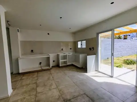 Depto Tipo Casa en Venta de 4 ambientes