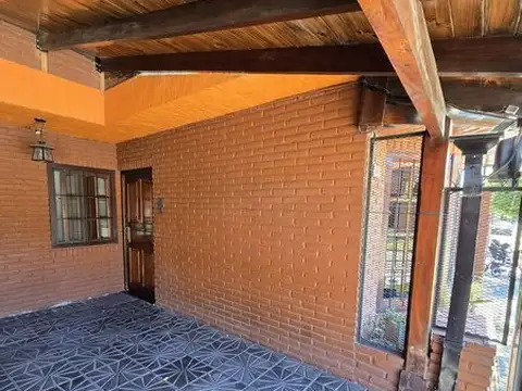 DUPLEX EN MUY BUEN ESTADO - APTO CREDITO