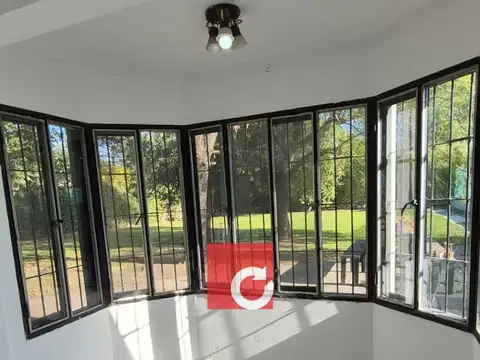 Calle 500 e/11 y 12 - CASA 3 dorm en Manuel B. Gonnet