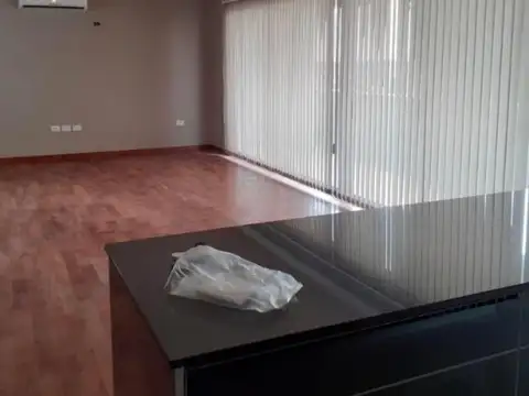 EXCELENTE PISO Y "" OPORTUNIDAD""" 75000 DLS Y 60 CUOTAS  3 DORMITORIOS  COCHERA