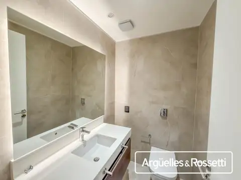 Departamento en Alquiler con 2 cocheras