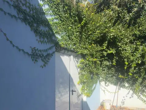 Depto Tipo Casa 2 ambientes con 1 baño