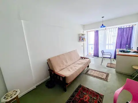 VENTA MONOAMBIENTE CON BALCÓN - MICROCENTRO