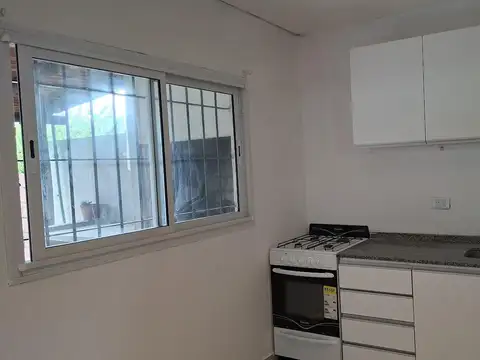 Depto Tipo Casa en Alquiler de 2 dormitorios