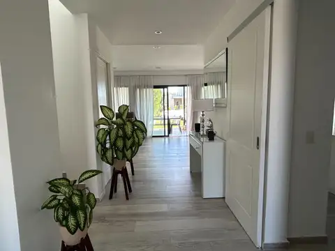 Casa en Alquiler al Oeste
