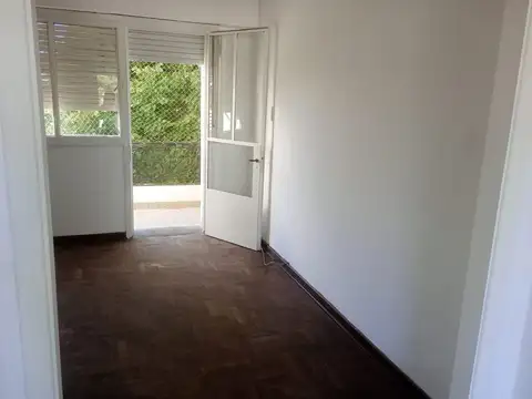 Depto Tipo Casa en Alquiler 36 años