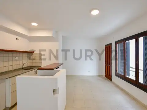 5 entre 72 y 73 1900, Piso 0