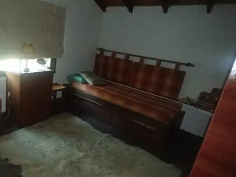 CASA EN VENTA - IMPECABLE -