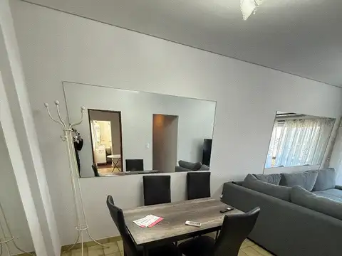 25 De Mayo 300, Piso 4