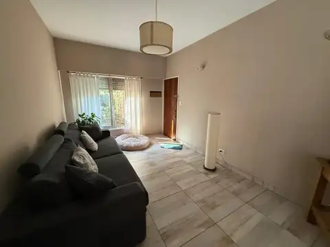 Casa 4 ambientes en venta en Villa Ballester