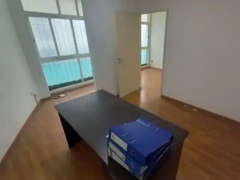 Oficina en Venta al Este