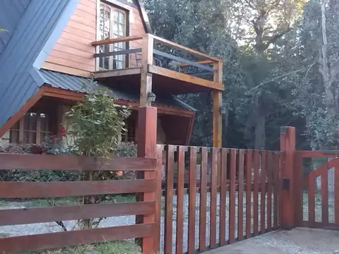Hermosa cabaña en Lomas del Correntoso