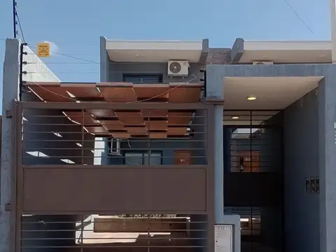 DUPLEX EN VENTA NATANIA47 2 HABITACIONES 1 COCHERA