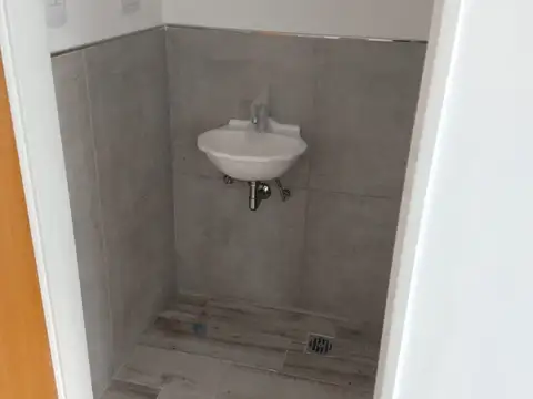 Depto Tipo Casa en Alquiler en Parque Chacabuco, $ 1.300.000