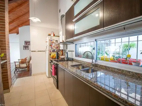 Casa en venta Fisherton Industrial