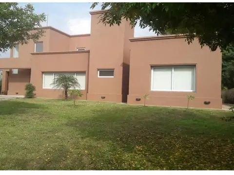 Av. Ohiggins  (Greenville) 5800