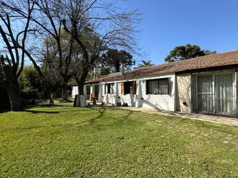 Casa en  Parque Leloir en venta