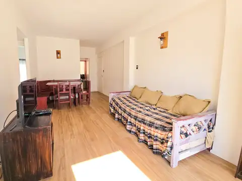 Departamento 3 amb. 12 MESES - Alberti y Sarmiento