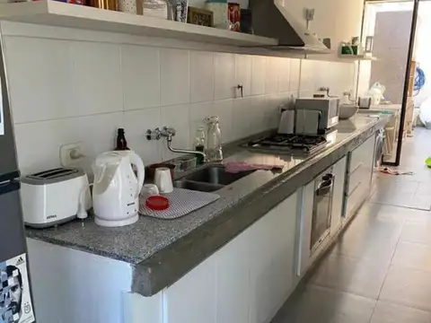Casa en Venta en Castelar, USD 205.000