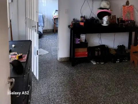 Depto Tipo Casa 2 ambientes con 1 baño