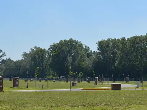 San Pablo Chico, Pilar. 100