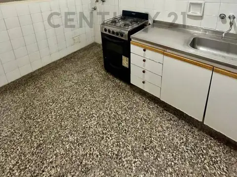 DEPARTAMENTO 2 AMBIENTES CON BALCON FRANCES EN CABALLITO NORTE